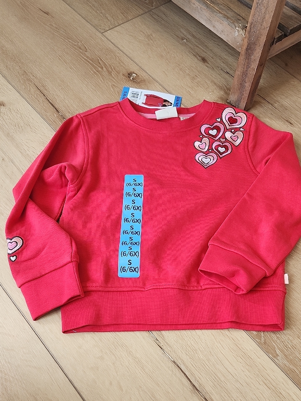 Kids Red Heart Sweatshirt - Small 6/6x